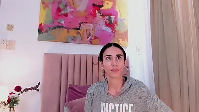 nina_cavaali - Nina_Cavaali's free webcam
