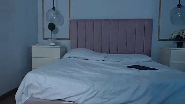 Tessa_Grey