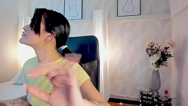 Emilly_Beaumont