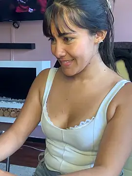 LunaMartinez_Pink