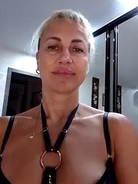 KissMiSveet