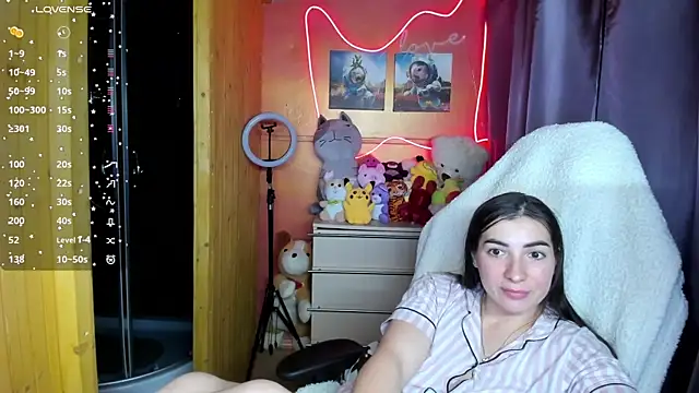 Fiery_Brunette_