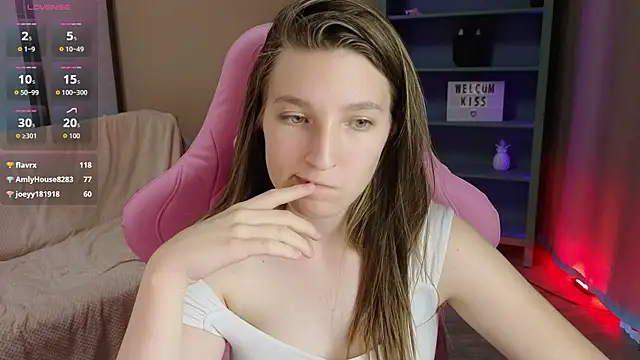 Mia_Myles