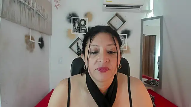 tatiana_sofiaa - Tatiana_sofiaa's free webcam - UK Sex Cams