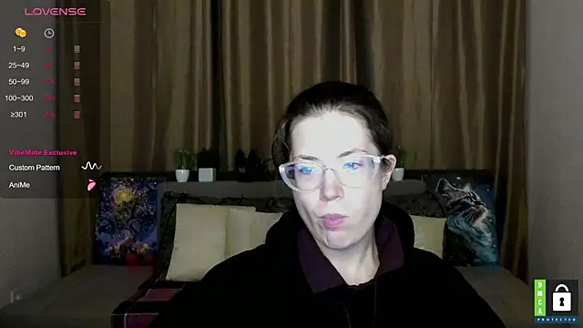 alicia_redfollow - Alicia_redfollow's free webcam - UK Sex Cams