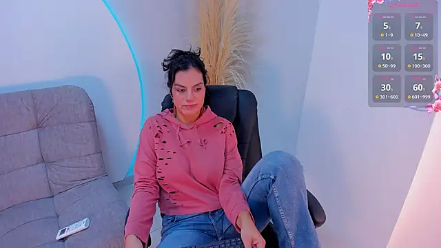ada_monroe10 - Ada_Monroe10's free webcam - UK Sex Cams