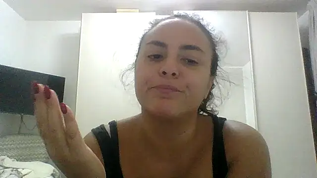 sara_accardi - Sara_Accardi's free webcam - UK Sex Cams