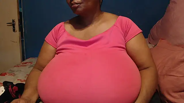 cutefirmmelonss - CUTEFIRMMELONSS's free webcam - UK Sex Cams