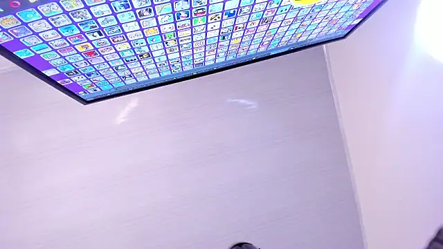 zander_2120 - Zander_2120's free webcam - UK Sex Cams