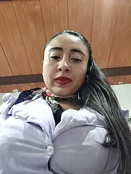 _Sarah-Office1 from StripChat is Freechat