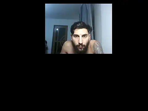 alexgrc13 - Alexgrc13's free webcam
