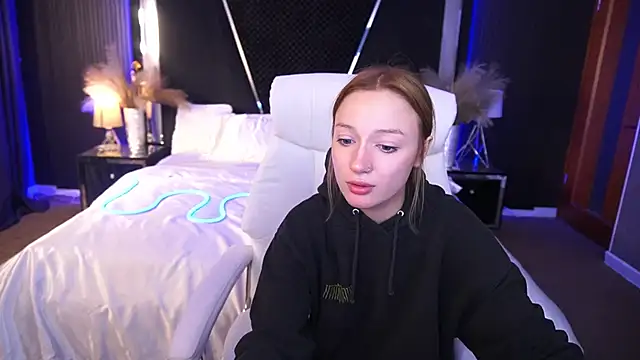 FoxyMayy