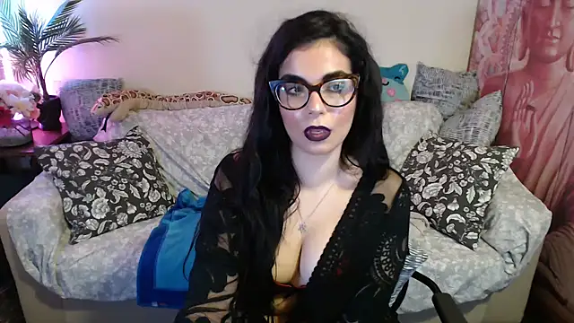 Saturnia_Yvonne