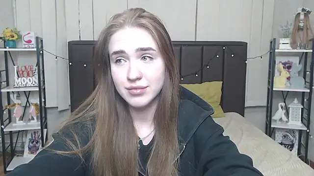 LauraHlot