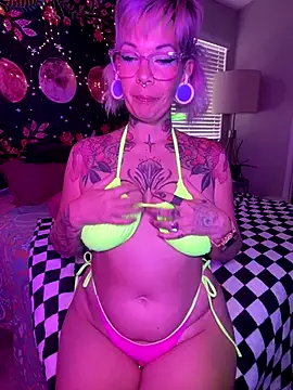 Eva_Monroe-