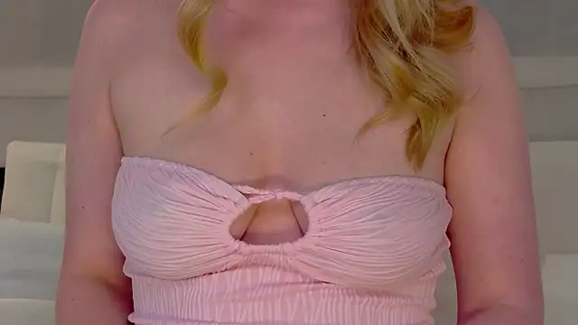 JuliaJaee