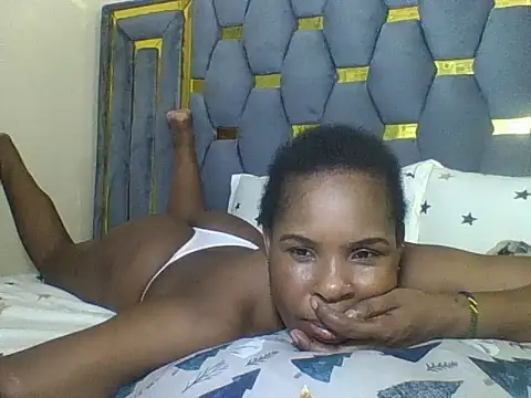 Sexyebonygal