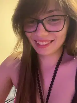 EvaRoss_ from StripChat is Freechat