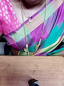 Tamil_Radha