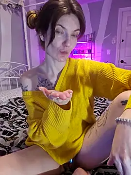 YourFavCanadianMILF