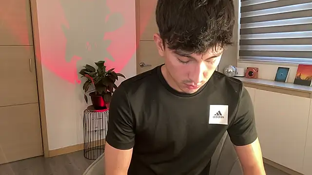 sweettaaron01