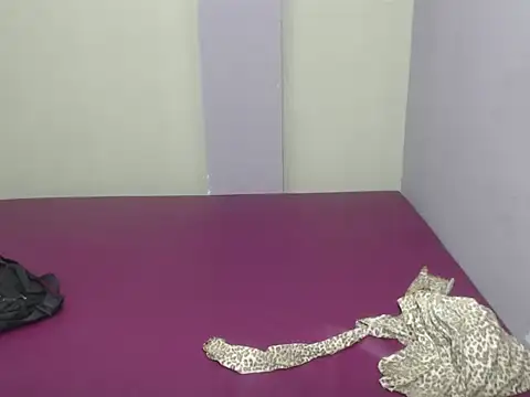brutal_fuck_dirtyass - Brutal_fuck_dirtyass's free webcam - UK Sex Cams
