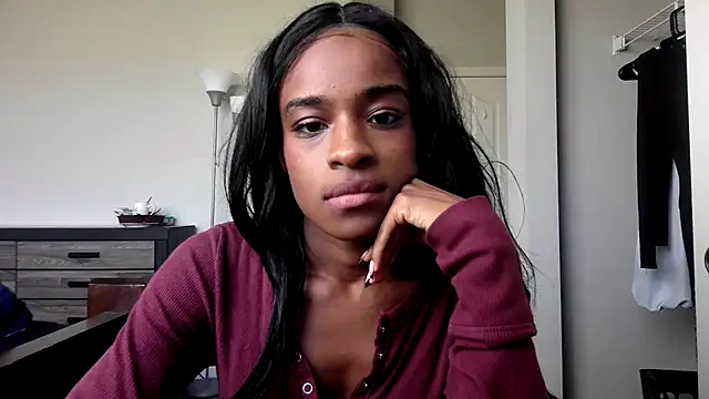 marlowlovee - Marlowlovee's free webcam - UK Sex Cams