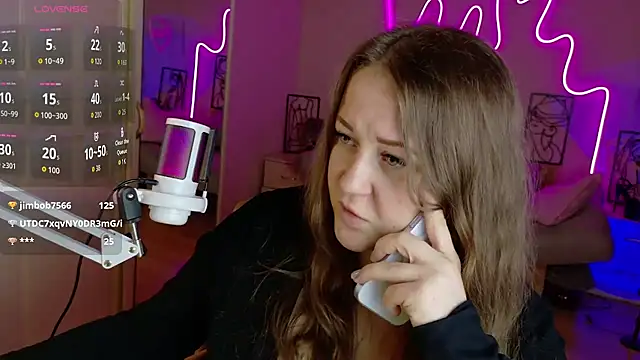 lizzyshine - LizzyShine's free webcam - UK Sex Cams