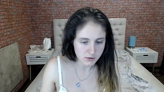holliy_cooper - Holliy_Cooper's free webcam - UK Sex Cams