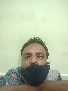 vardh033