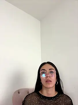 liaa_sr - Liaa_sr's free webcam