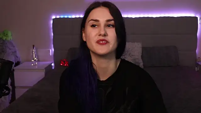 erotic_synth_goddess - Erotic_Synth_Goddess's free webcam - UK Sex Cams