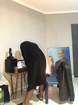 redfucks333 - Redfucks333's free webcam