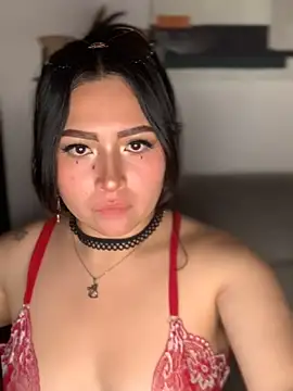 NicolBeltran_Pink