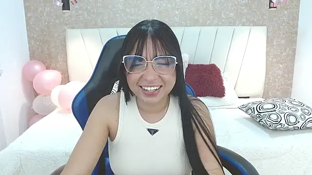 AliceSmiith_