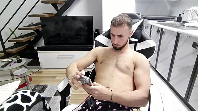ryanstorm_ - RyanStorm_'s free webcam - UK Sex Cams