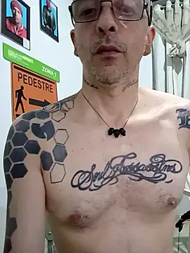 dinho_carioca - Dinho_carioca's free webcam - UK Sex Cams
