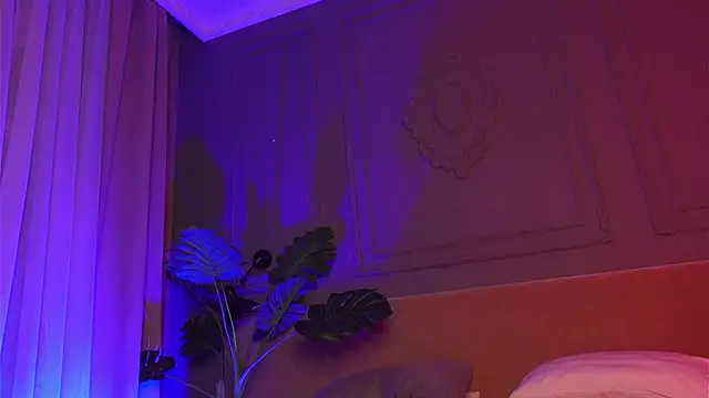 Liv_Fay