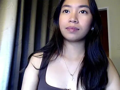 candycrushyyy - Candycrushyyy's free webcam - UK Sex Cams