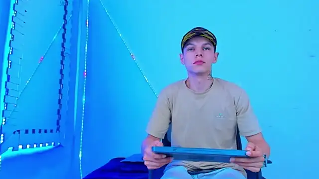HOT_boy2025