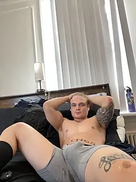 king_kev_ (M young) - Watch me put in lovense