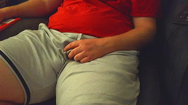 thighguy30 (M young) - Get naked and show off my Big Ass!
