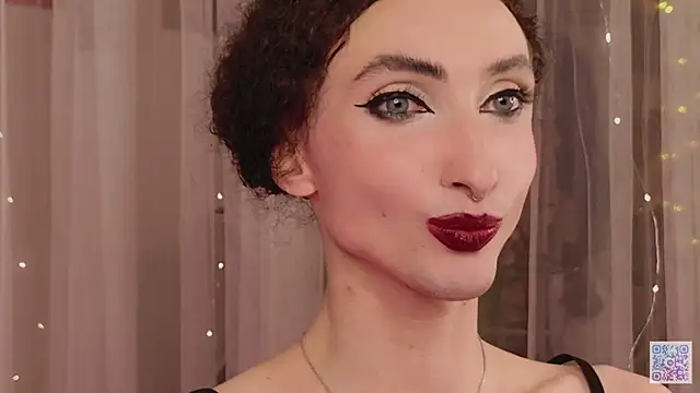 Queen_of_tease