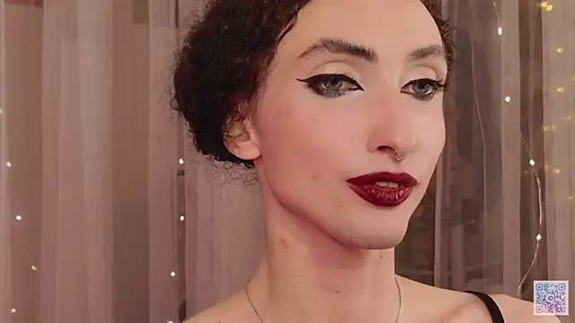 Queen_of_tease