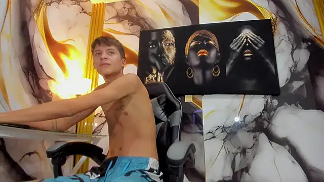 mono_blonde