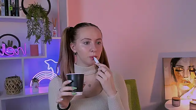 mila_glow1