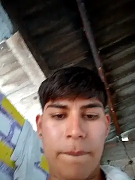 Lukas_strong