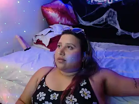 emmatower - EmmaTower's free webcam