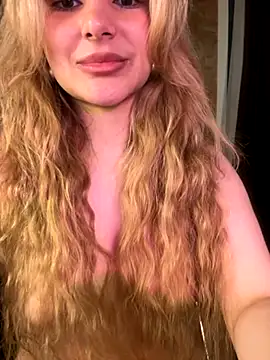  Chloe_Ravens chat room