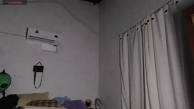 marielsins_1111 - MARIELSINS_1111's free webcam - UK Sex Cams